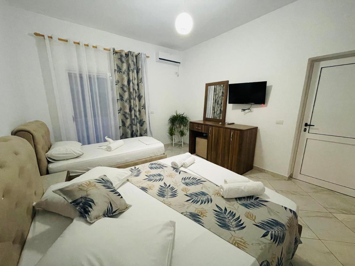 Kred Hotel Orikum Bagian luar foto