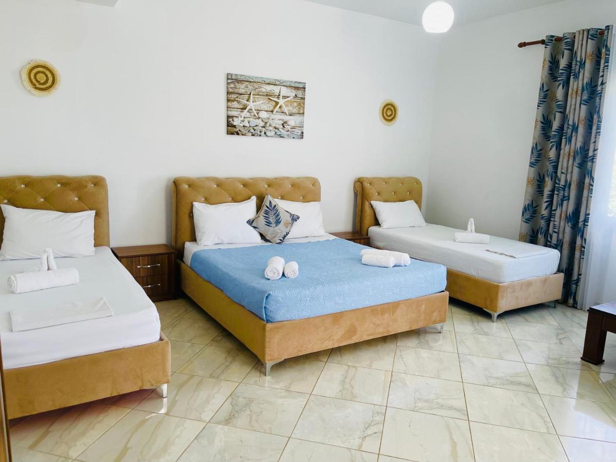 Kred Hotel Orikum Bagian luar foto