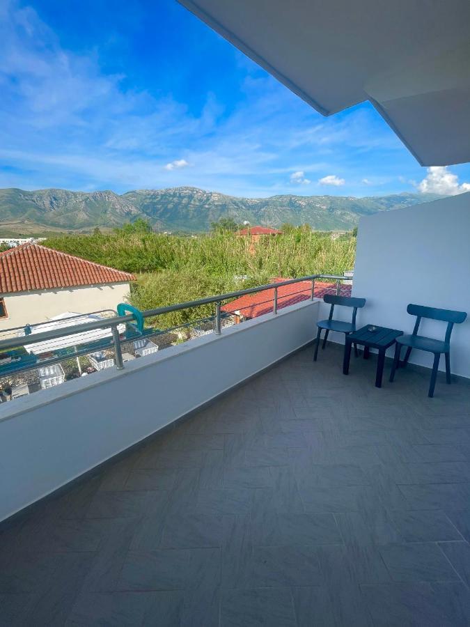 Kred Hotel Orikum Bagian luar foto