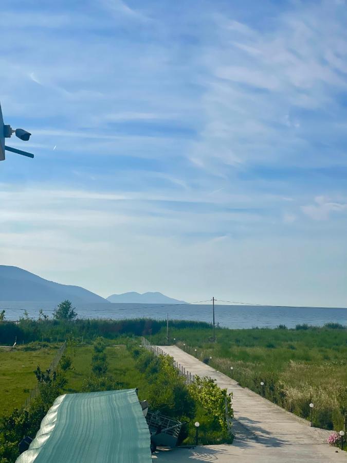 Kred Hotel Orikum Bagian luar foto