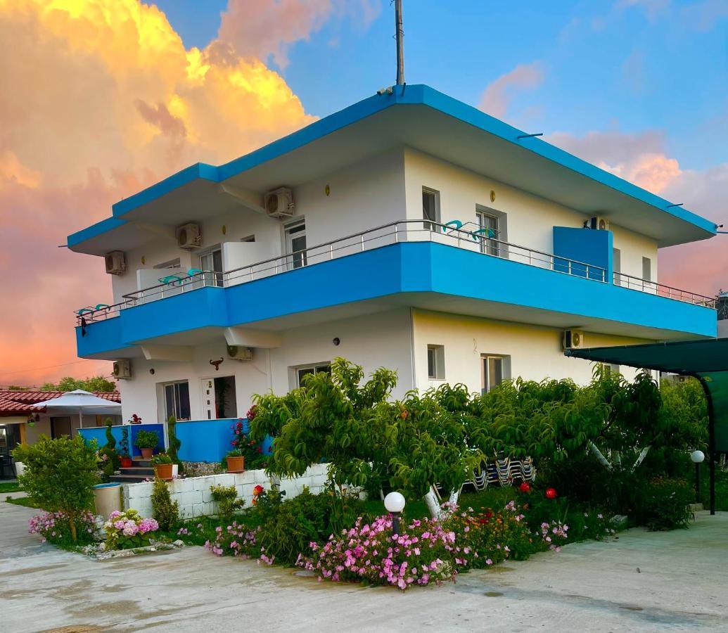 Kred Hotel Orikum Bagian luar foto